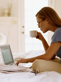 working moms from home take online surveys for cash